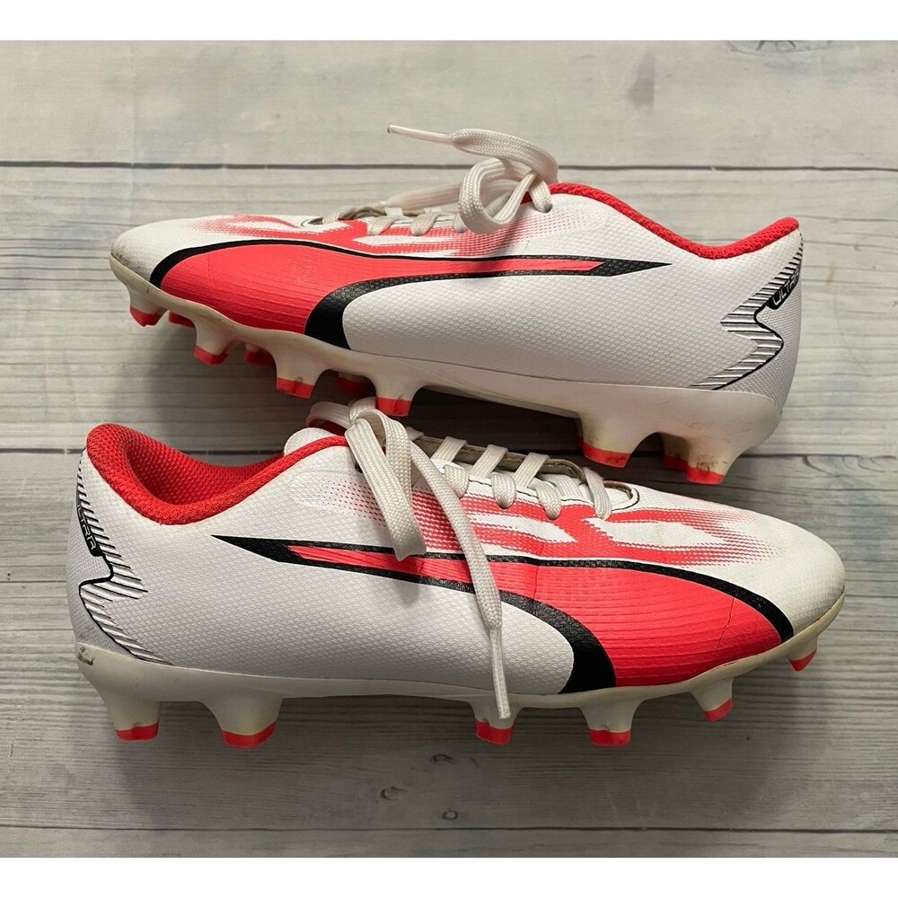 Puma Ultra Boy Soccer Cleats Shoes, Size Youth 1.5